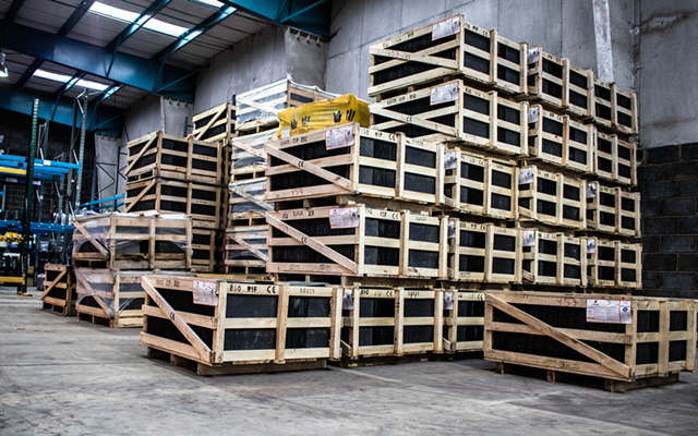 Pallets-in-warehouse-amazon-fba-prep-services