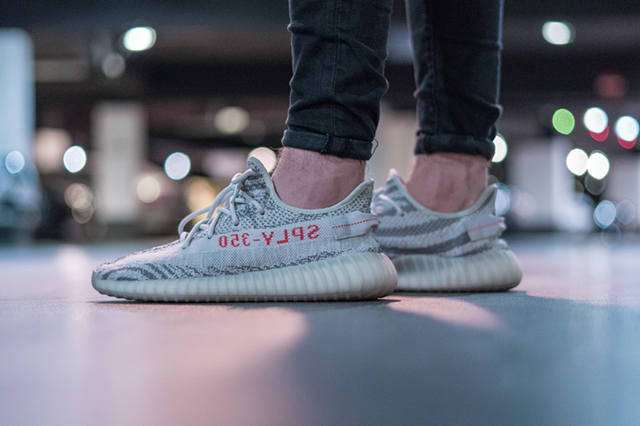 Footwear-inspection-and-shoes-inspection-service-in-China-ben-klewais-94b58nfckma-unsplash.com_