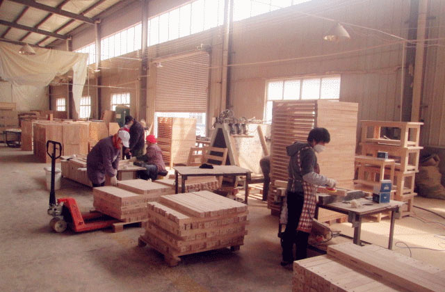 Solid-Wood-Furnitures-Polishing-Workshop
