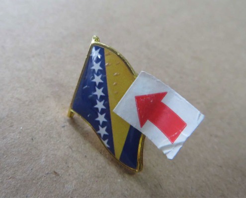 Bubbles in Metal badge Flag Pins
